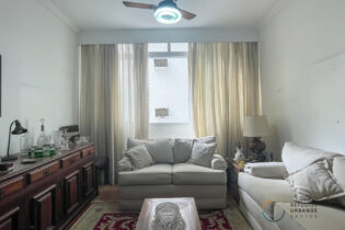 APARTAMENTO ESPAÇOSO NO GONZAGA COM 97M , 2 QUARTOS, UMA SALA IMENSA E PERTINHO DE TODAS AS FACILIDADES DO BAIRRO.