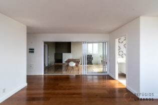UM APE 360 DO IDEA!ZARVOS, COM 127M² DISTRIBUIDOS EM DOIS QUARTOS (1 SUITE), SALA, COZINHA, UMA BELISSIMA SACADA E DUAS VAGAS NA VILA IPOJUCA