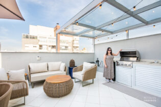 Com 63,16m2 bem distribuídos, este imóvel se destaca pelo design moderno e, claro, por sua incrível área externa privativa com churrasqueira.