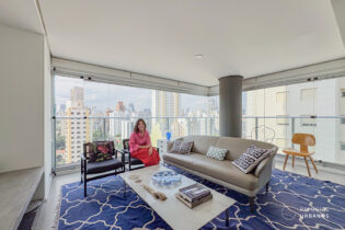 No Spot Ipiranga, apartamento reformado com 41mts, lazer completo, 1 vaga e varanda com vista livre e lindíssima da cidade.