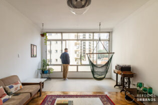 Apartamento reformado na Rua Itapicuru, Perdizes — 158m², 3 dormitórios (1 suíte), vaga, piso de taco lindo e janelão piso-teto