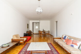 Apartamento reformado na Rua Itapicuru, Perdizes — 158m², 3 dormitórios (1 suíte), vaga, piso de taco lindo e janelão piso-teto