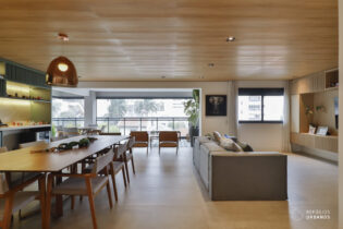 APARTAMENTO REFORMADO NO SUMARÉ, 183M², 3 SUÍTES, SALAS INTEGRADAS À VARANDONA EM PREDIO NOVO COM LAZER COMPLETISSIMO E 4 VAGAS NA GARAGEM!