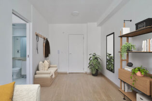 Apartamento de 43m², 1 dormitório, varanda em condomínio com lazer completo na Cardoso de Melo, conforto e praticidade na Vila Olímpia.