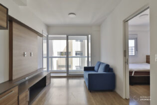 Apartamento de 43m², 1 dormitório, varanda em condomínio com lazer completo na Cardoso de Melo, conforto e praticidade na Vila Olímpia.