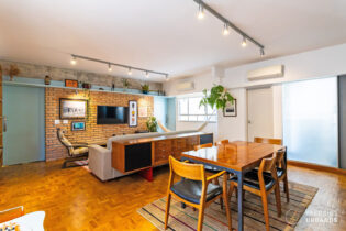 Apartamento reformado com 133m², 3 quartos sendo uma suíte, cozinha integrada e 1 vaga no coração da Vila Buarque.