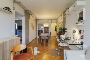 Apartamento reformado com 80.29m² com 2 quartos sendo 1 suíte, 2 banheiros completos, 1 vaga fixa na garagem.  Estamos na Rua Pelotas, vizinhos do Sesc Vila Mariana e Parque Ibirapuera! 