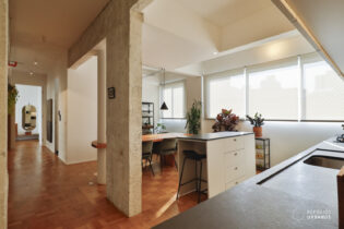 O Apartamento com 133,50 m2 com 2 dormitórios, sendo uma suíte, amplo living, contemporâneo e elegante no coração de Higienópolis.