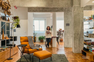 O Apartamento com 133,50 m2 com 2 dormitórios, sendo uma suíte, amplo living, contemporâneo e elegante no coração de Higienópolis.