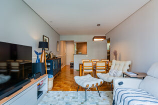 APARTAMENTO EM PERDIZES DE 2 QUARTOS E 1 VAGA, A POUCOS PASSOS DO PARQUE DA ÁGUA BRANCA! SÃO 96M² COM AMBIENTES AMPLOS.