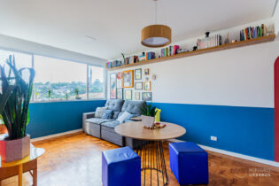 APARTAMENTO COM REFORMA IMPECÁVEL: 78M², 2 QUARTOS (SENDO 1 SUÍTE), 1 VAGA FIXA NA GARAGEM, SOL DA TARDE E UMA VISTA INCRÍVEL.