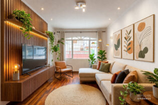 Localizada em uma das ruas mais desejadas da Vila Beatriz. Casa com 3 dormitórios, sendo 1 suíte com varanda, cozinha ampla, quintal com corredor lateral e 2 vagas.