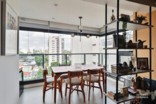 Galeria Morais de Barros reformado com 61,95 m2, 2 dormitorios sendo 1 suite, varanda e 1 vaga de garagem com lazer completo em excelente localizacao no Campo Belo.