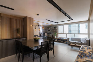 Apartamento de 127,96 metros quadrados de área útil no Jardim Paulista, todo reformado com ambientes integrados, com 3 dormitórios e 1 vaga de garagem.