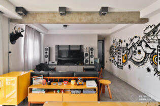Apartamento na Pompéia com 64m², 1 suíte, sala e cozinha integrada, varanda. 1 vaga. Prédio de 2016 com lazer e localização privilegiada.