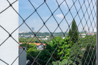 Apartamento reformado em Perdizes, 94 m², 2 quartos sendo 1 suíte, 2 vagas em prédio da década de 1980 retrofitado.