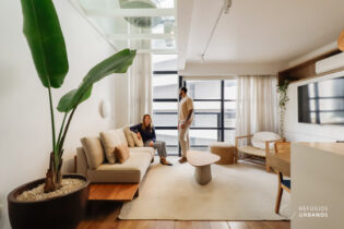 Duplex de 43,87 m², uma suíte, pé-direito alto, cozinha integrada, portaria 24 horas com localizacao estratégica na vila olimpia