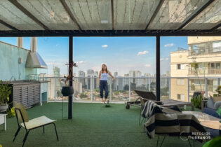 Apartamento espaçoso com 1 suíte e varandão nas alturas do Brooklin