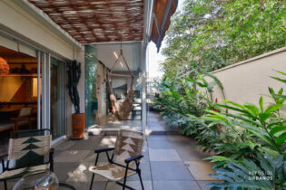 Um garden no Planalto Paulista, com 246,81m2, 3 suites, varanda com churrasqueira e jabuticabeira, 3 vagas e lazer completo.