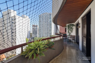As curvas de Ruy Ohtake em um apartamento no Alto da Boa Vista