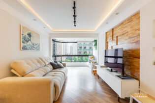 Apartamento com 3 quartos em Perdizes, 134 m², sendo 1 suíte, varanda integrada, 2 vagas e lazer completo em uma rua tranquila e arborizada.