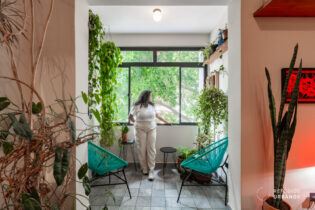  Apartamento reformado, em predinho, na Vila Buarque ao lado do Sacolão Higienópolis : São 66m², 1 dormitório com marcenaria, cozinha integrada e instalações novas.