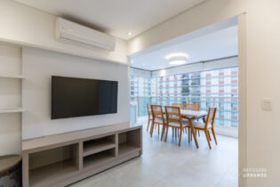No Cosmopolitan Brooklin, apto de 58 m², 2 dormitorios, sendo 1 suite, 1 vaga de garagem e lazer completo.